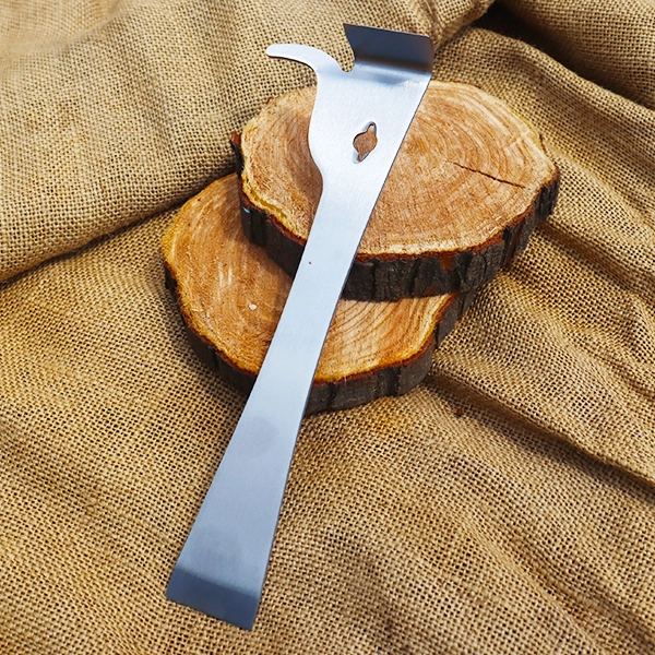 Hive Tool J Hook with 90° Lever Hive Tool J Hook with 90° Lever
